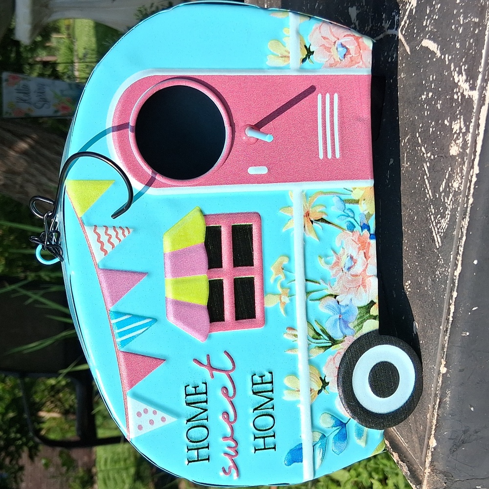 Camper Birdhouses - Picture 2 of 3